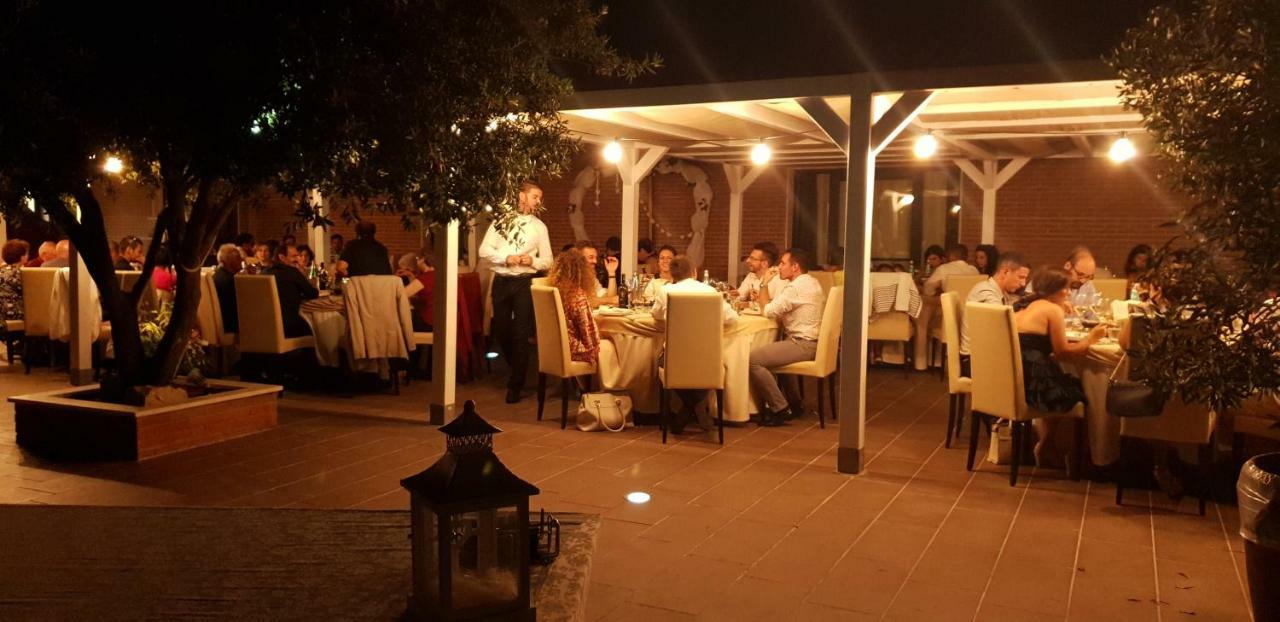 Agriresort Terradome Uta Zewnętrze zdjęcie